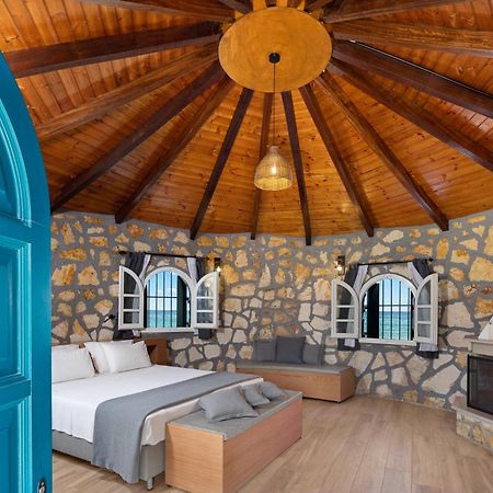 Kyma Suites - Adult Only Accommodation Paralía Almirú Kültér fotó