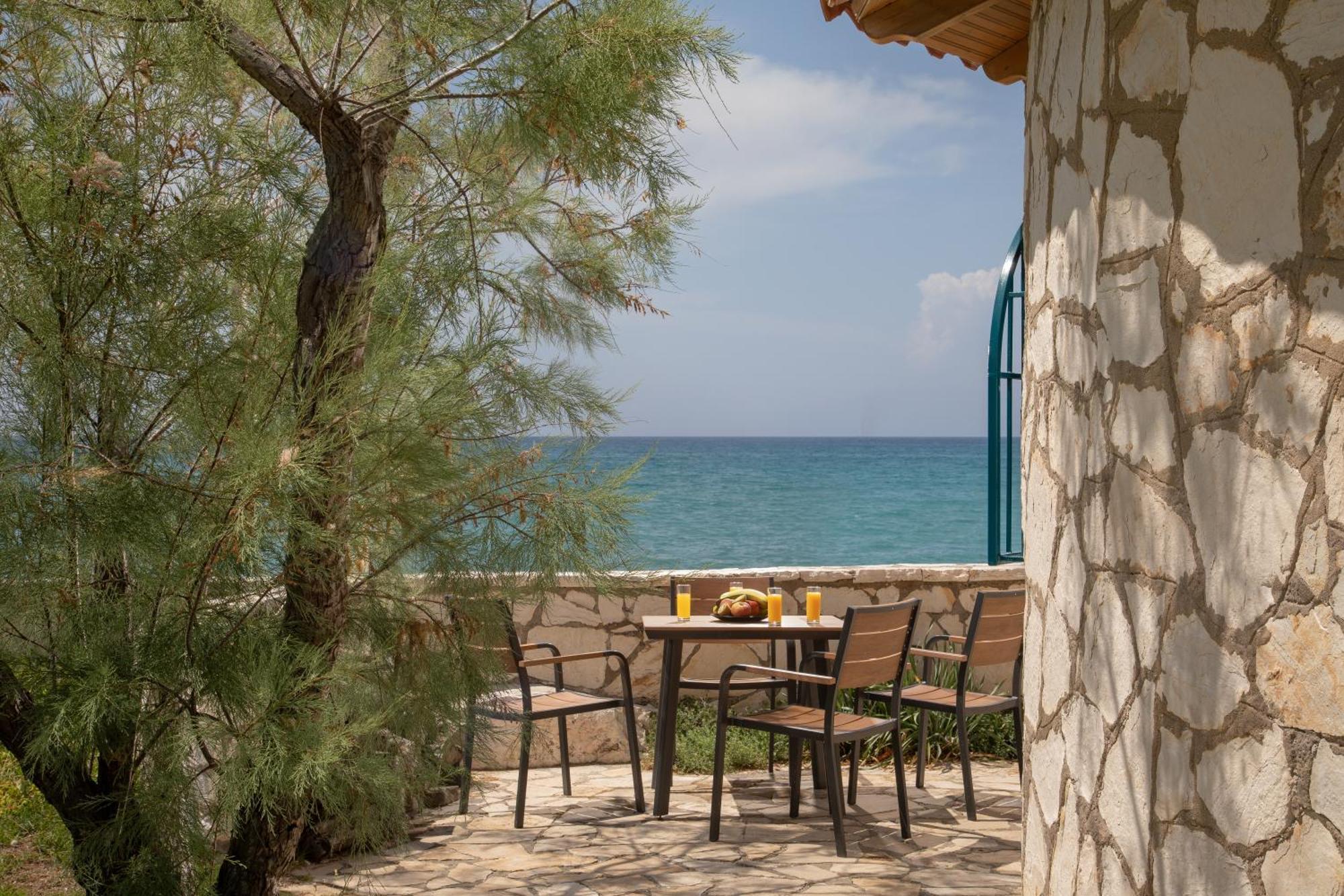 Kyma Suites - Adult Only Accommodation Paralía Almirú Kültér fotó